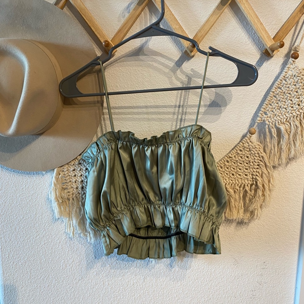 Shein Crop Top - Picture 4 of 5